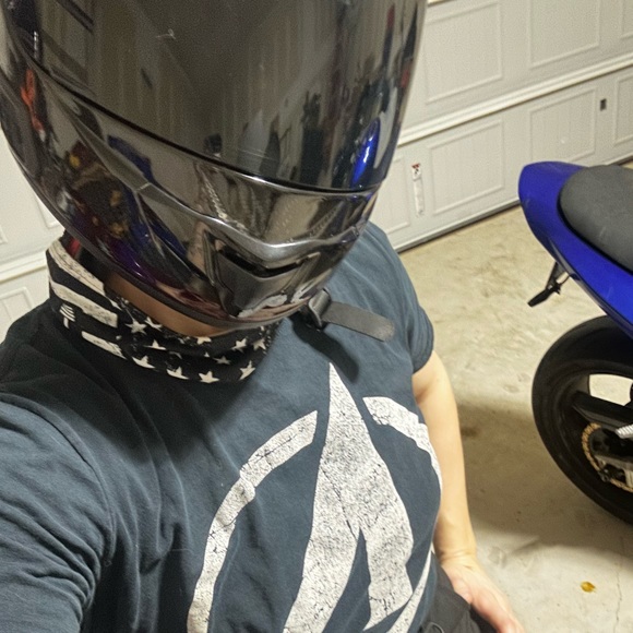 Meet your Posher, Leslie - Picture 1 of 1